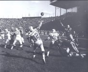 Namath War Memorial.jpg